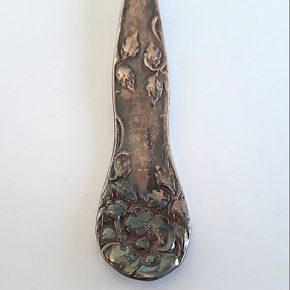 1877 Niagara Falls Silver Co. 3-Tine Fork 7.25"